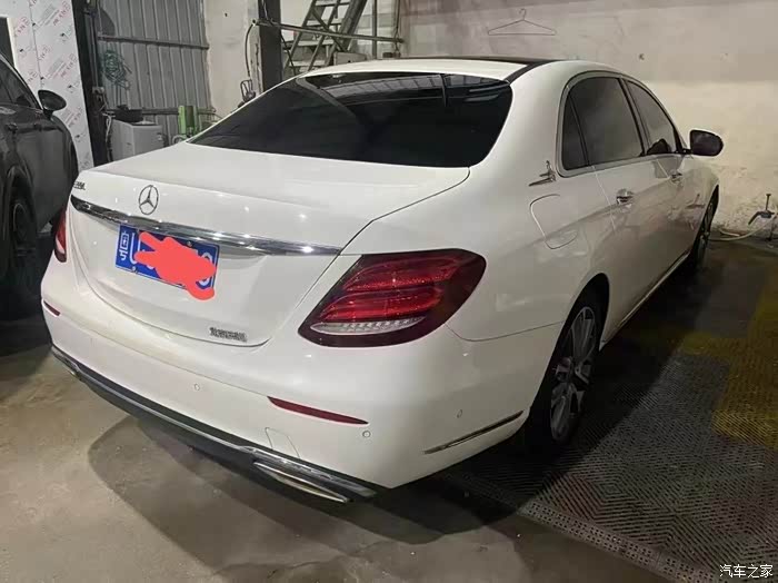 购入: 2017款奔驰e300l豪华版,全车原版,2017年