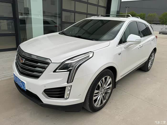 2017年11月凯迪拉克xt5,28e轻混和动力,2.0大天