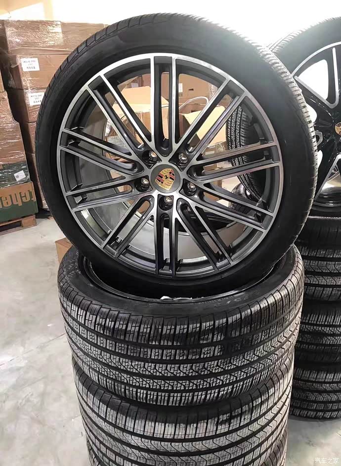 21寸保时捷帕拉梅拉轮毂带轮胎一套