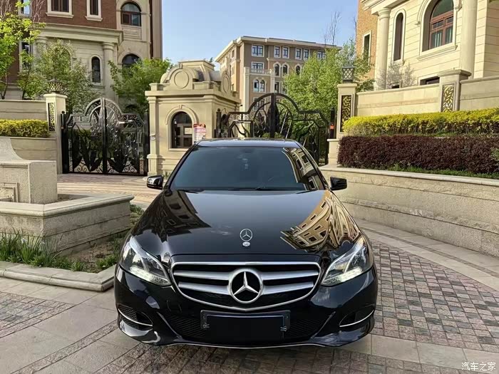 最新到店13年奔驰e260l,实表16万公里,全车原版,2件