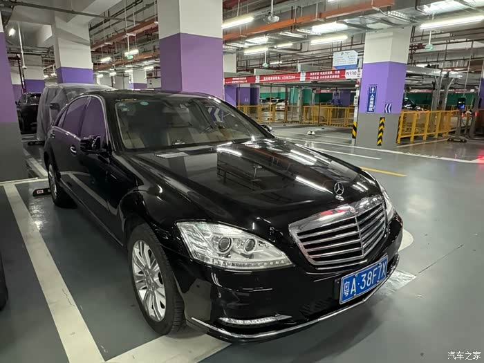 2010款奔驰s500l 4matic,原车落地250万多万