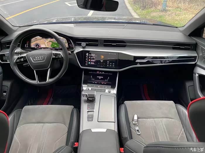 2021年奥迪a640豪华动感3万多公里原版一手价格