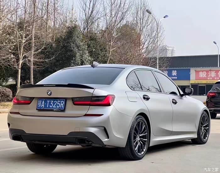 【图】22款22年上牌宝马325li运动曜夜套 仅行驶了2万多公里_宝马3系