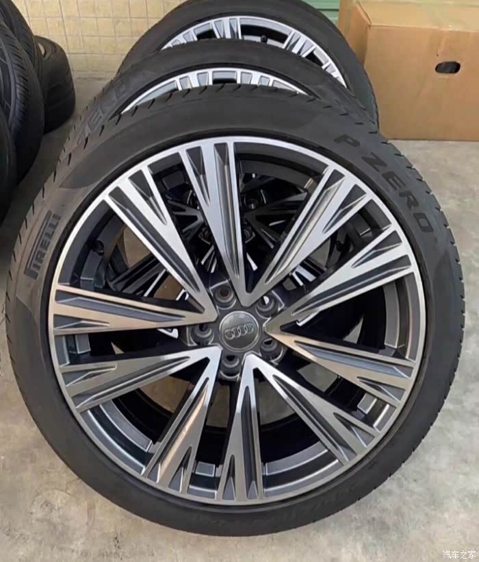 奥迪a6轮胎轮毂
