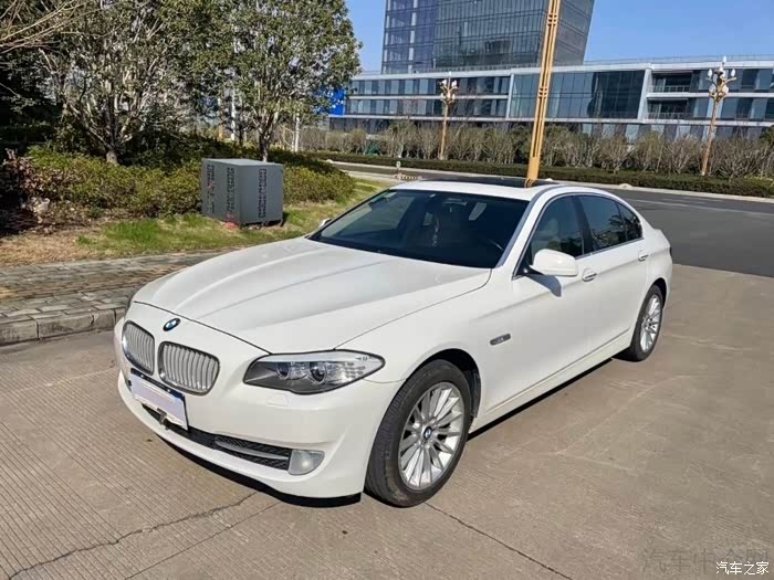 2012年8月上牌宝马535豪华gt公里数12左右原版随