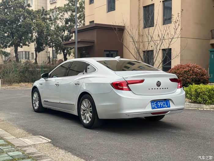 新到17年别克君越20t精英版一手车5万公里原版原漆