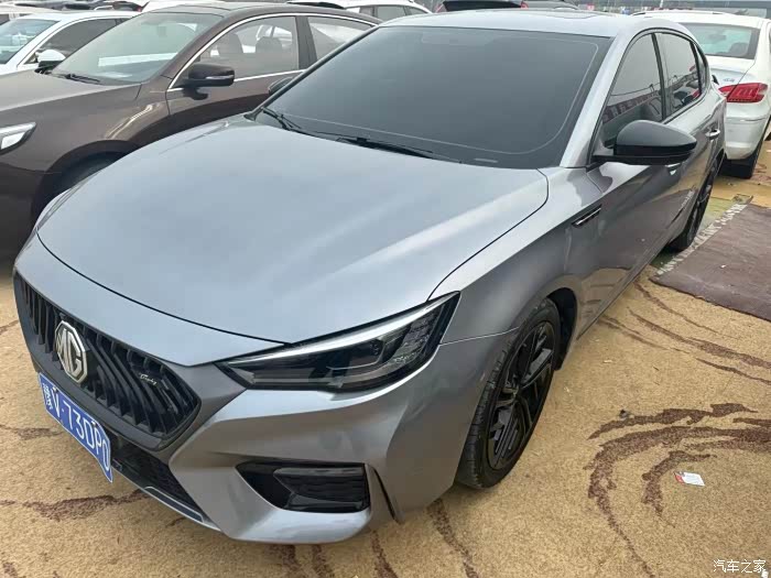 新到21年名爵6旗舰版电动座椅真皮座椅液晶仪表大屏导