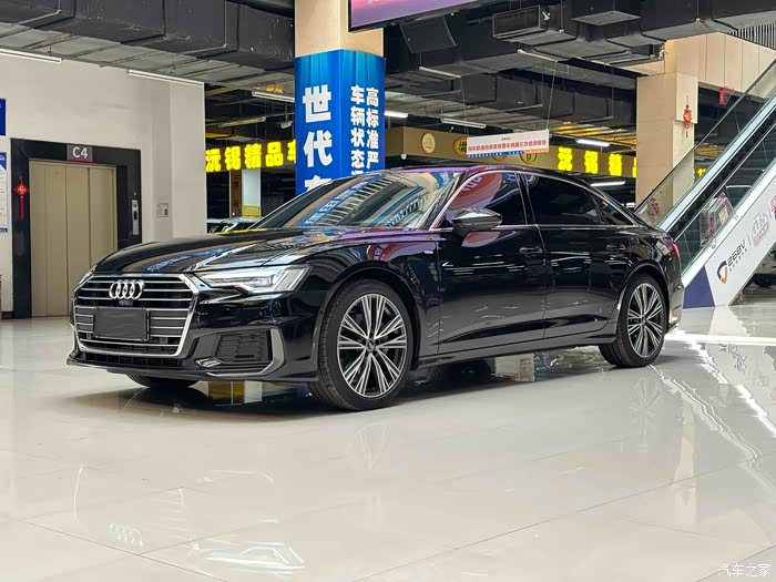 奥迪a6l2022款45tfsi臻选动感型原版原漆