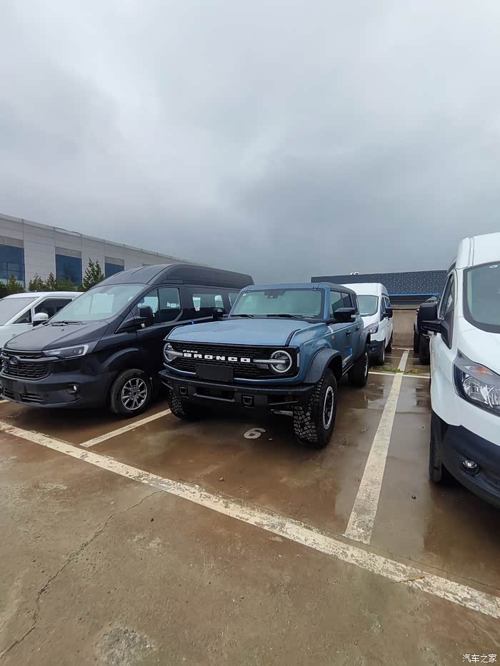 难提车,是不是假的啊,这里堆积了几十辆_福特烈马论坛_汽车之家论坛