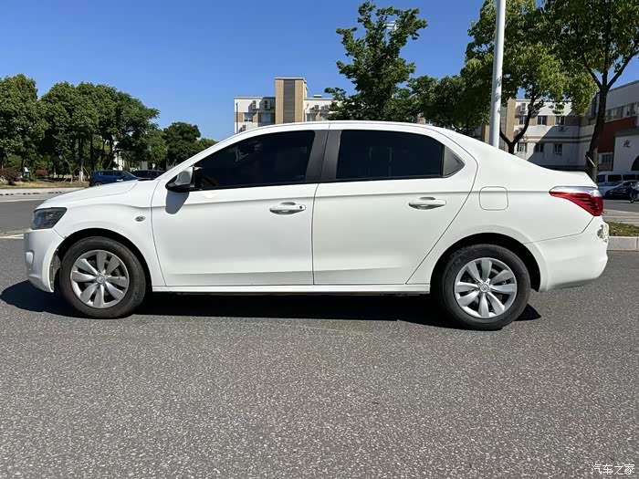 16年雪铁龙爱丽舍 1.5手动,一手车大屏导航, 倒车影像