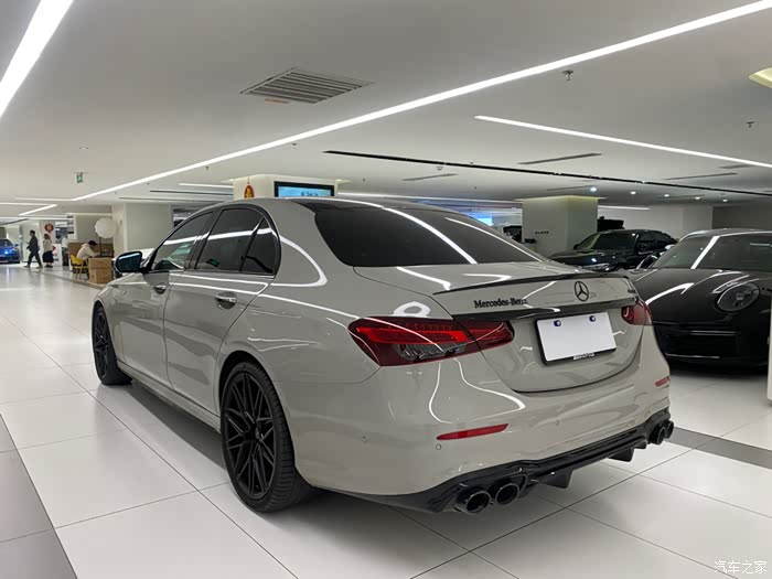 最新拿下出售22年一手奔驰amge5313万公里原版