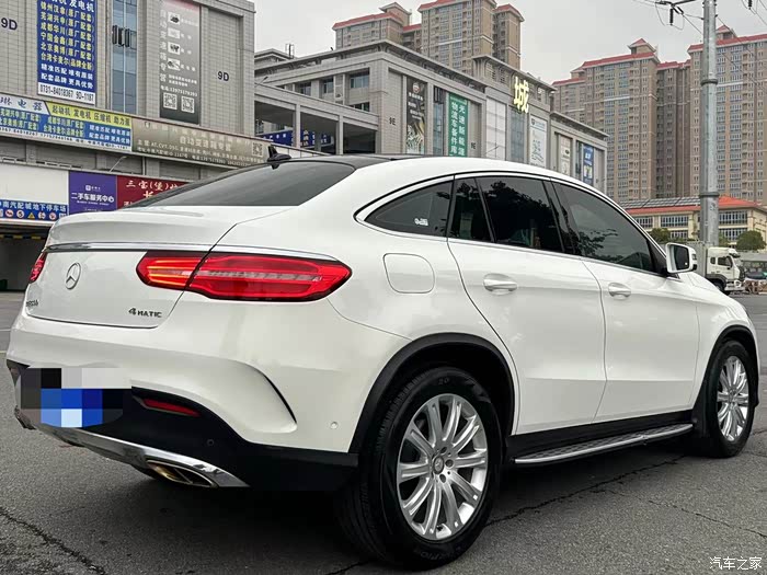 17年奔驰gle320纯进口越野轿跑,指导价格86.8那款