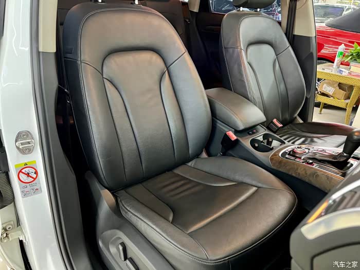 11年奥迪q5进口32l运动版新车落地70多万11