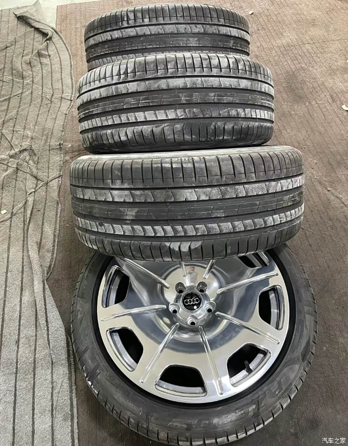 20寸奥迪a8霍希大饼轮毂来啦看上的来