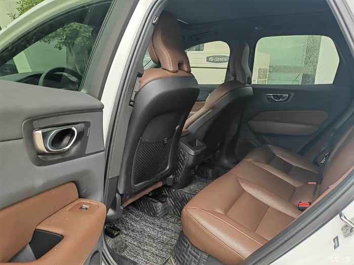 21年沃尔沃xc60四驱本地一手3万公里精品到店