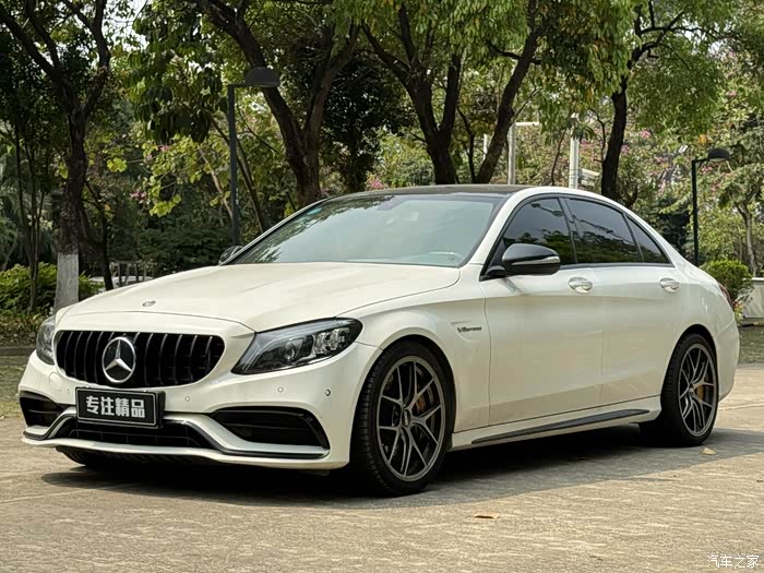 19年奔驰c180l奔驰19款c180l时尚型运