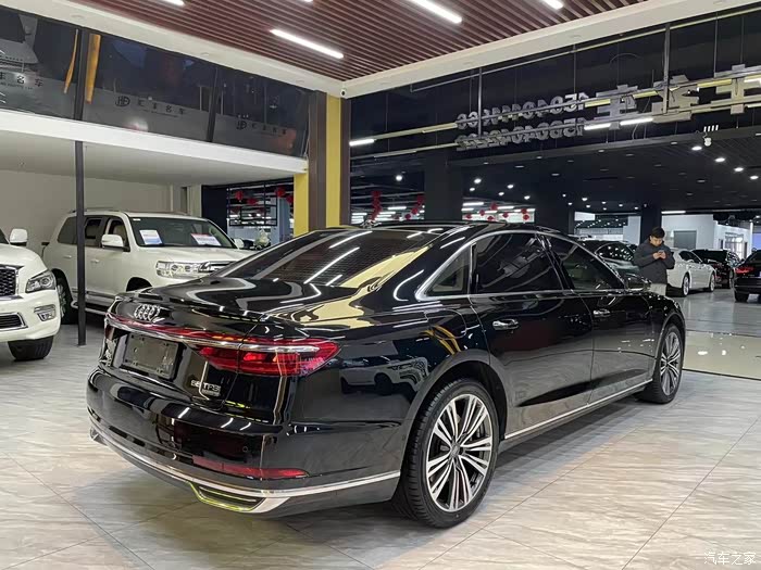 2019年奥迪a8l四座尊贵版