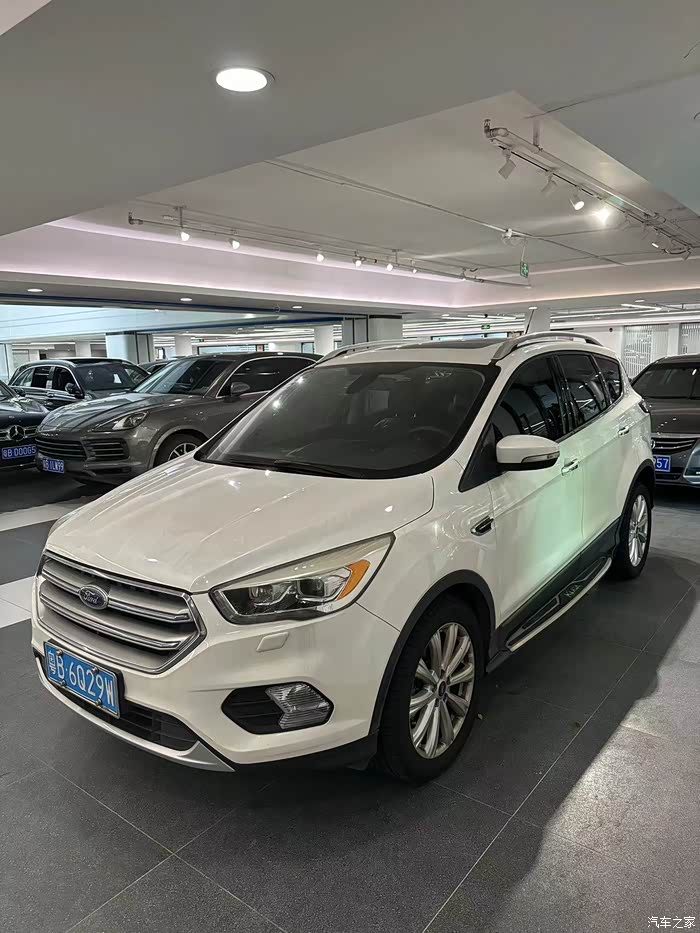 2017翼虎四驱 2.0t 245豪翼版 白色,17年1月上