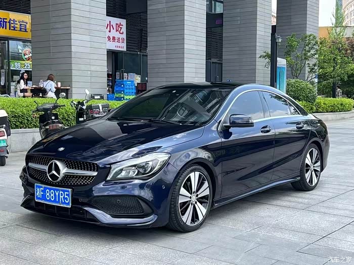 8万 17年奔驰cla200时尚版