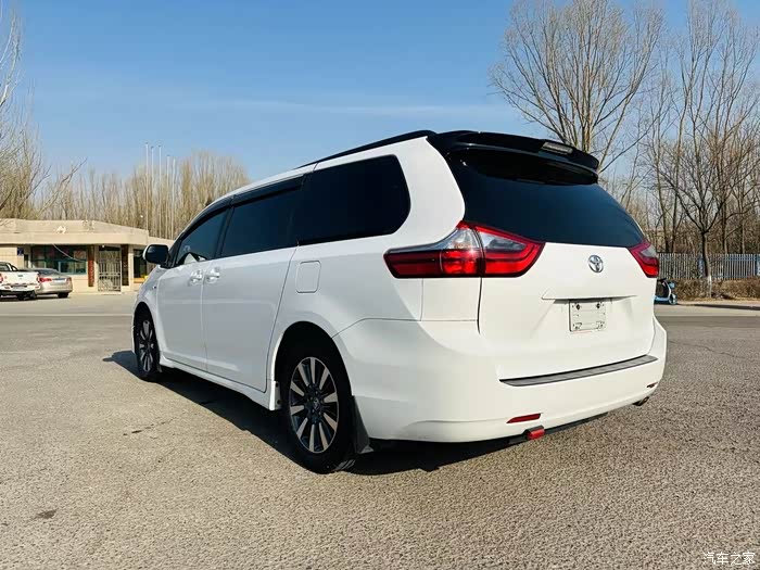 新到20年丰田塞纳四驱七座进口美版安全行驶8万公里前