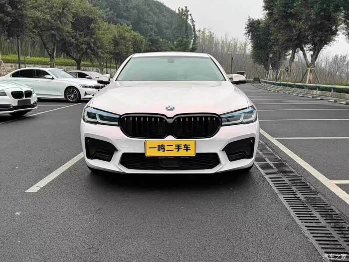 宝马5系2017款525li豪华设计套装1888