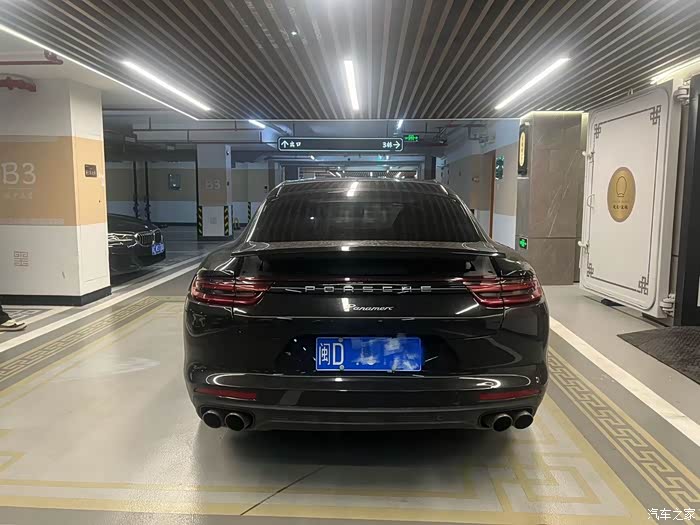 1803月保时捷帕拉梅拉30t车况极品88万