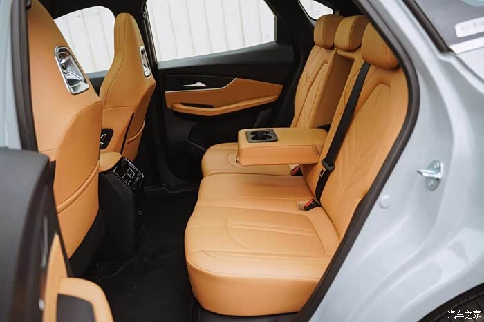 外观美炸空间实用聊聊车主眼中的风行t5evo狂飚