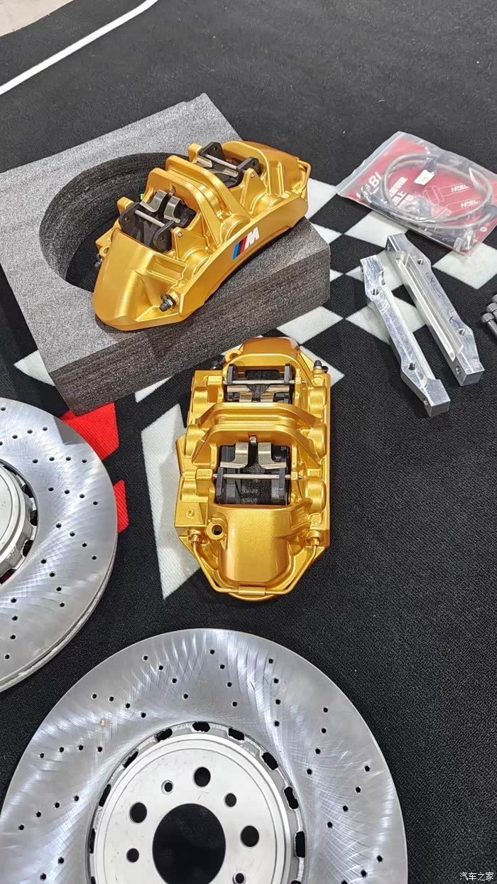 宝马mp款6活塞刹车4xxx出被鸽前轮一套配brembo