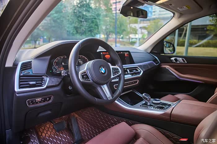 21年宝马x5xdrive40im运动套装指导价75