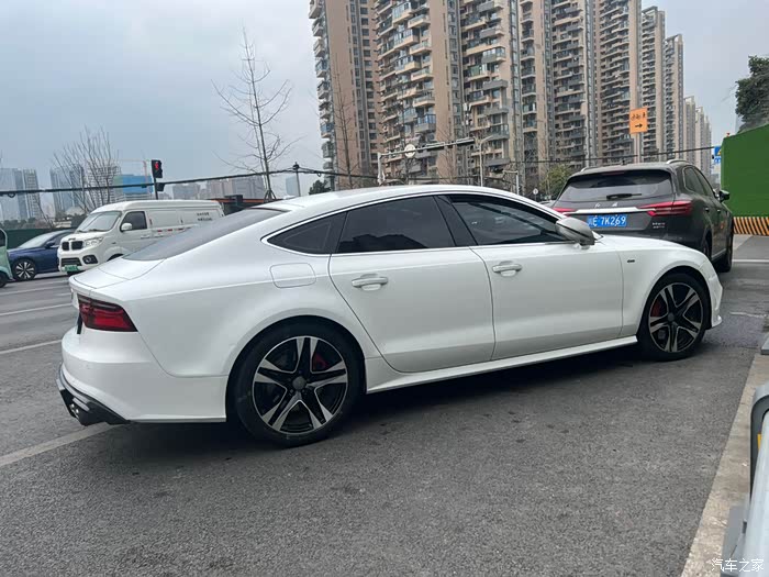 个人出2017款奥迪a73050舒适16年11月上户