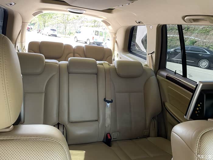 换车急车奔驰gl550 情况很好 全新轮胎 什么都保养过了