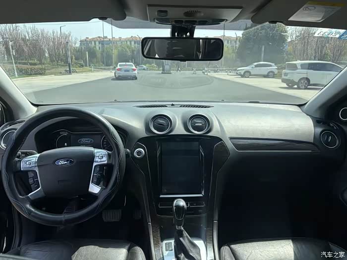 最新到店2013年蒙迪欧致胜23自然吸气座椅加热带天窗