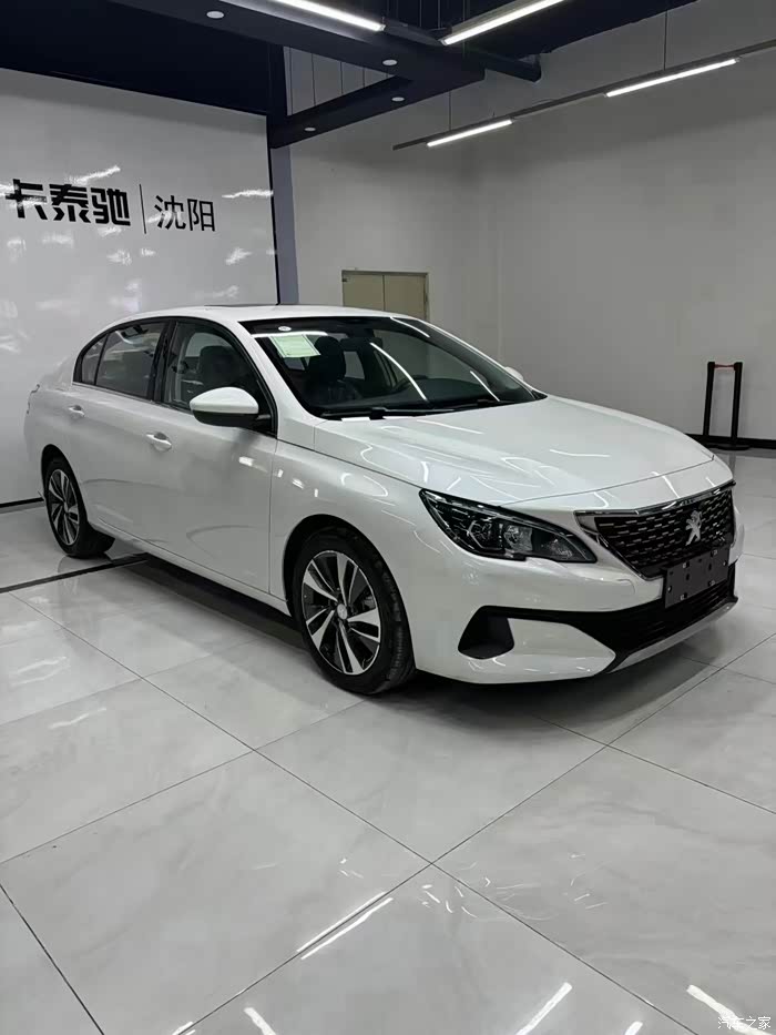 【标致408】20款十周年质臻版 新车指导价139700 店