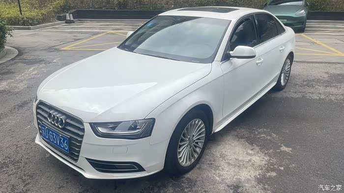 15款奥迪a4l20t涡轮增压发动机17寸大轮毂内饰成色非