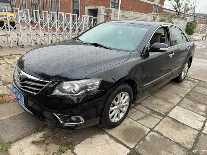 2016年1月凯美瑞,2.0自动天窗,一手车跑了14.2万公