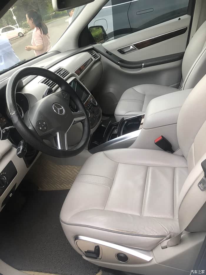 【图】14年6座350四驱,276发动机变速箱底盘没任何问题,内饰_奔驰r级