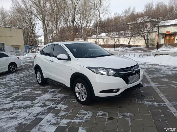 新到18年本田缤智自动15l全车原版二件补漆6万公