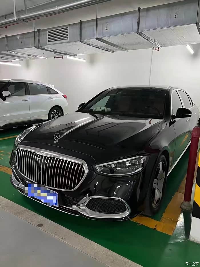 21款迈巴赫s48021年上牌本地一手车4万多公里瑕疵