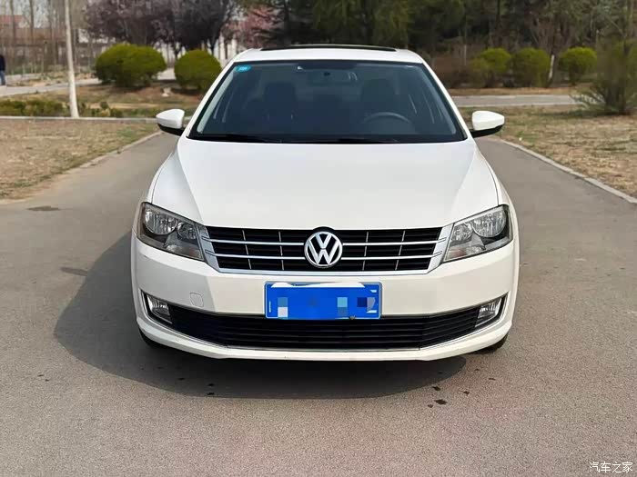 精品14年大众朗逸自动14t高配精品三件喷漆天窗真