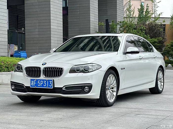 2017年17款宝马525li,20t豪华设计套装,私家一