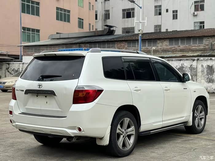 最新到店12年丰田汉兰达27l七座豪华版广州一手座