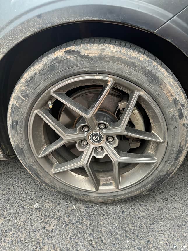 【图】19年 s90 t4智逸 改装轮毂 外白内红 十万公里原版批_沃尔沃s90