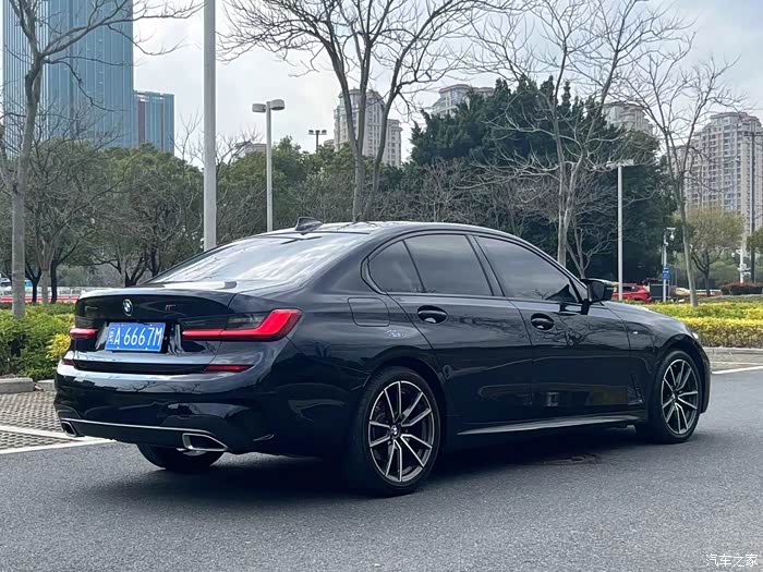 20年宝马325im运动5万公里实表带触控液晶大屏全