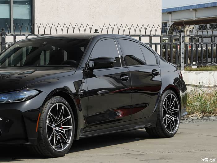 2023款宝马m3四门轿车手动版