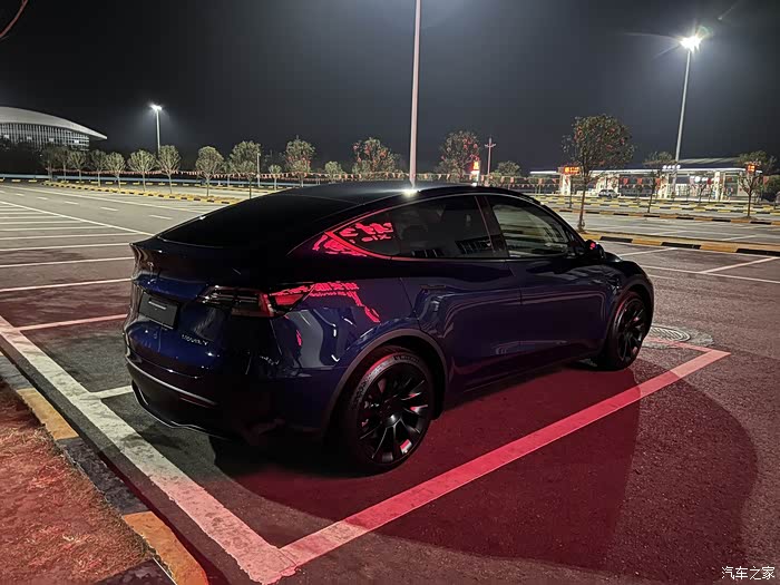 我提了特斯拉modely标准续航版本