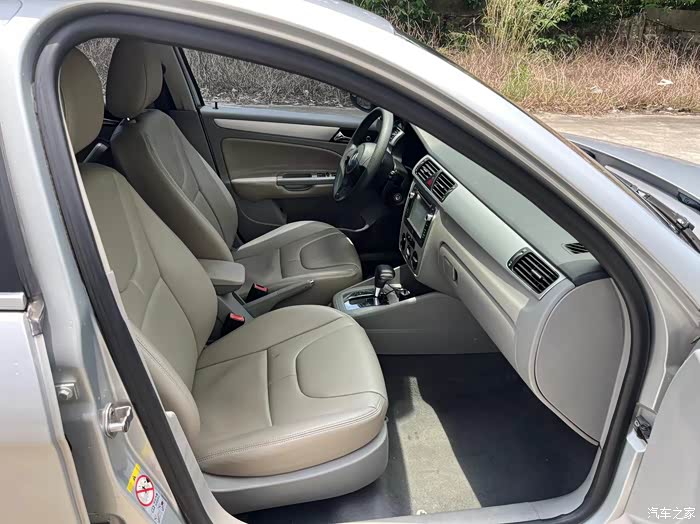 11年8月,大众宝来,1.6自波,无事故无泡水,车精品,全款