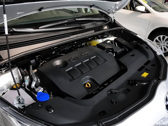 丰田逸致经典迷你埃尔法