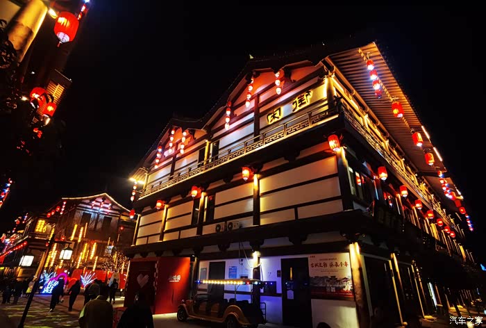 【图】春节假期马上结束,迎来返程朋友打卡定州古城夜景!