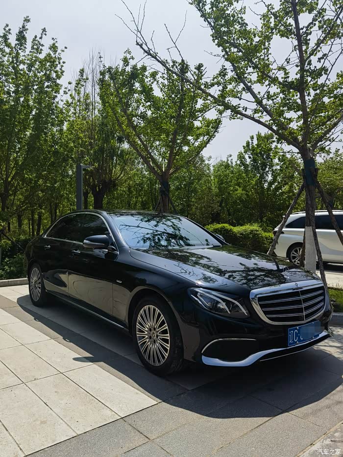 20年8月奔驰e300l,殊享顶配出售