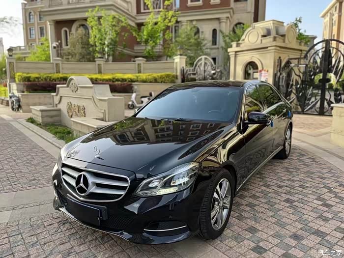 最新到店13年奔驰e260l,实表16万公里,全车原版,2件